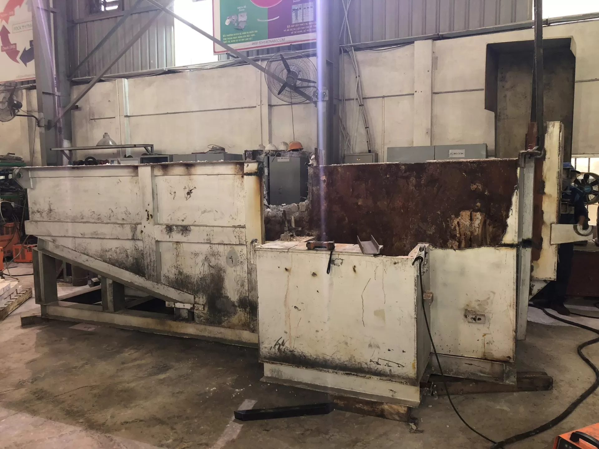 Dịch vụ sửa chữa và bảo hành