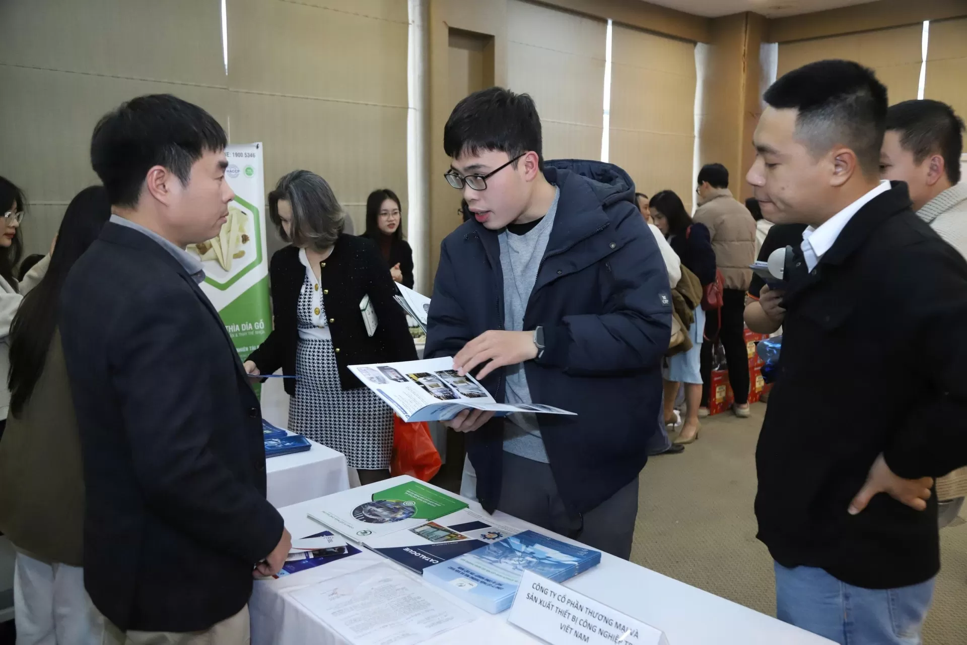 Công ty TDH Việt Nam tự hào Top nhà cung ứng xuất sắc nhất Việt Nam năm 2025